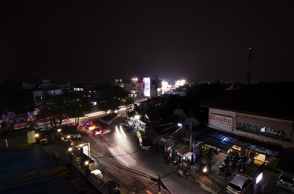 Guest House Salon Fora Gegerkalong Setiabudhi Bandung Exterior photo