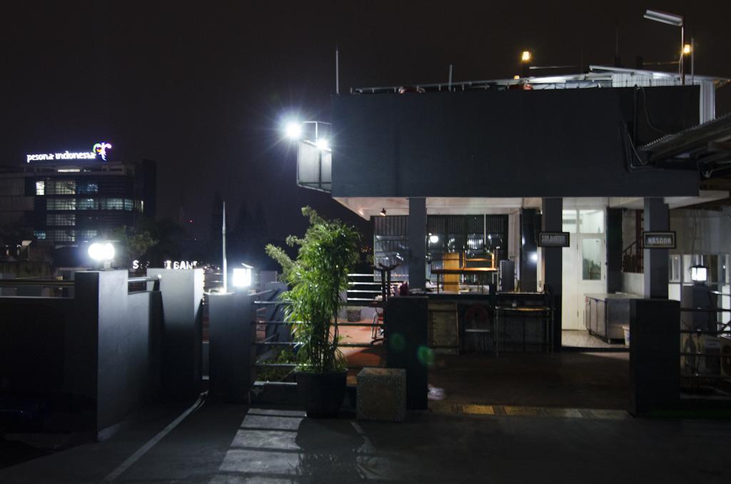 Guest House Salon Fora Gegerkalong Setiabudhi Bandung Exterior photo